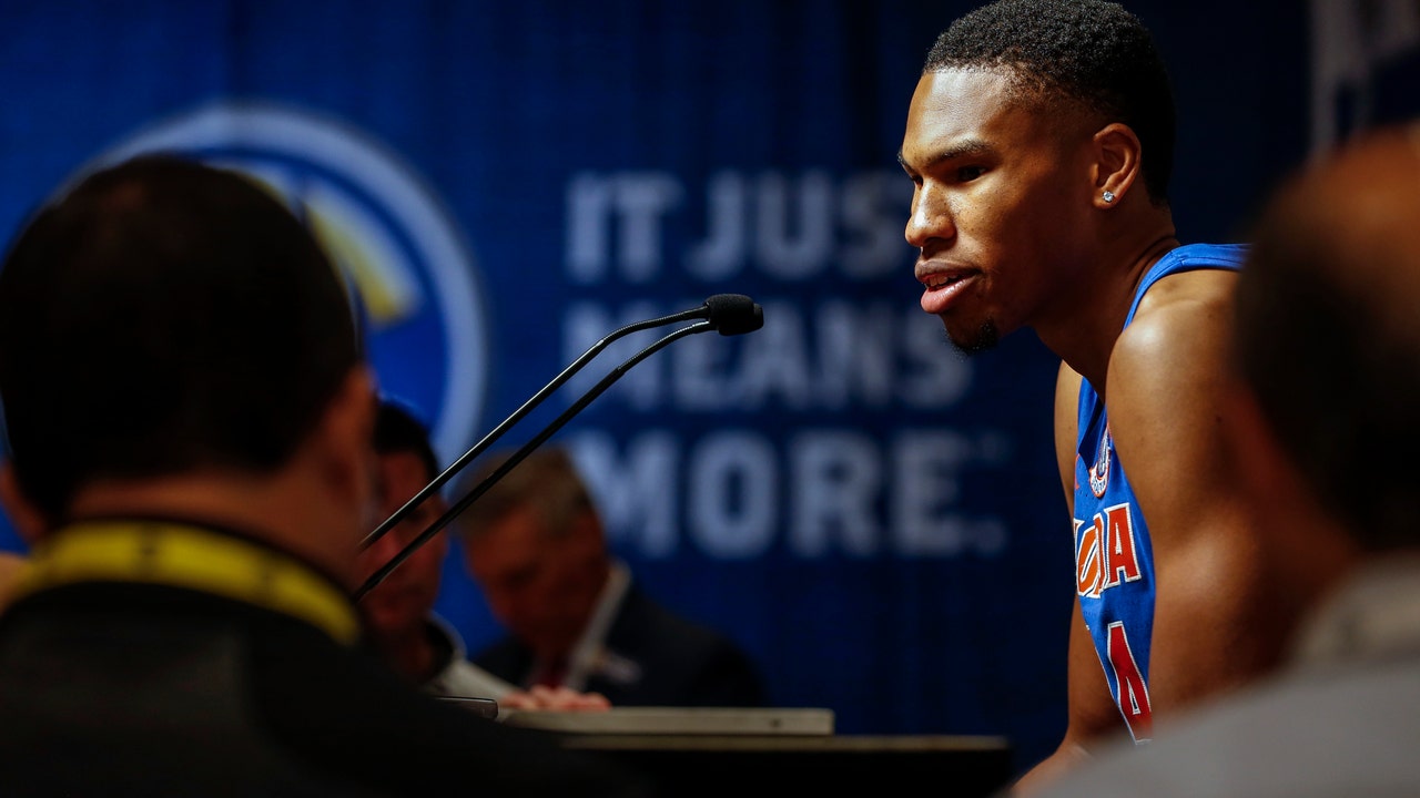 Adding Blackshear makes No. 6 Florida a title contender